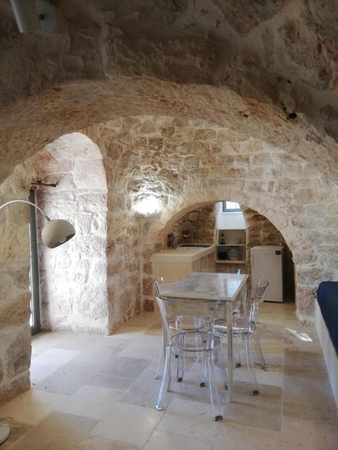 הוילה אוסטוני Trullo Minuetto מראה חיצוני תמונה
